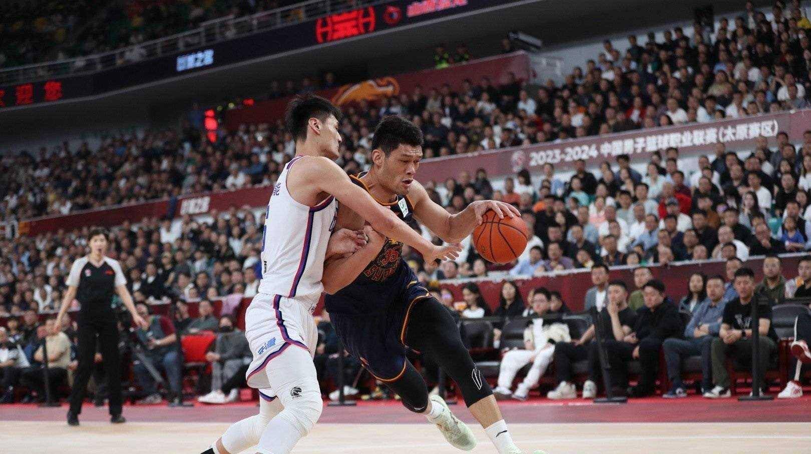 爱游戏体育-里程碑夜深圳队队长鼓劲，CBA季后赛冲刺阶段刷纪录，引发热议，细节决定成败的简单介绍