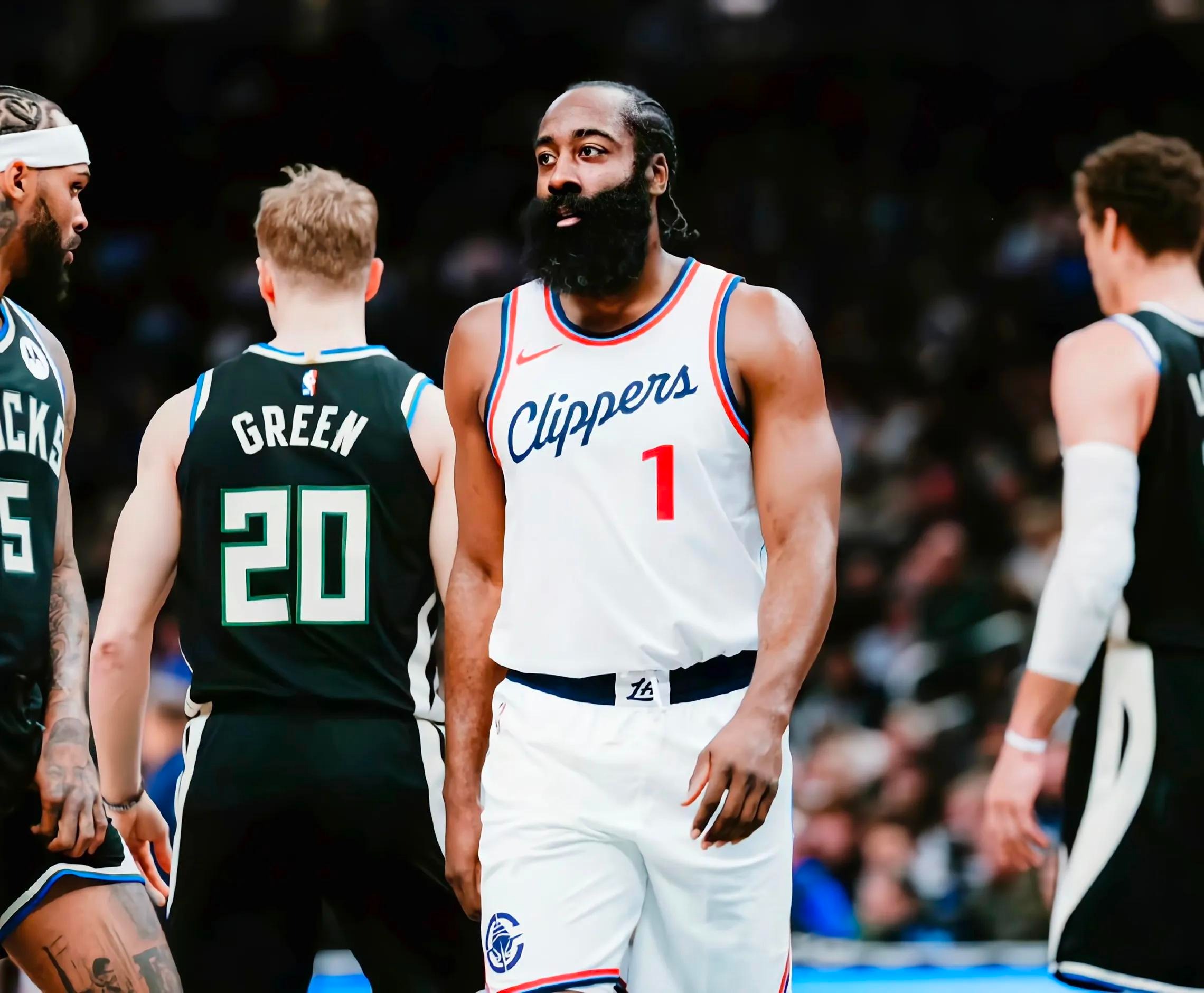 爱游戏入口-NBA季后赛倒计时，密尔沃基雄鹿关键时刻强势反弹，细节引发关注，信心回归，心理建设被强调的简单介绍