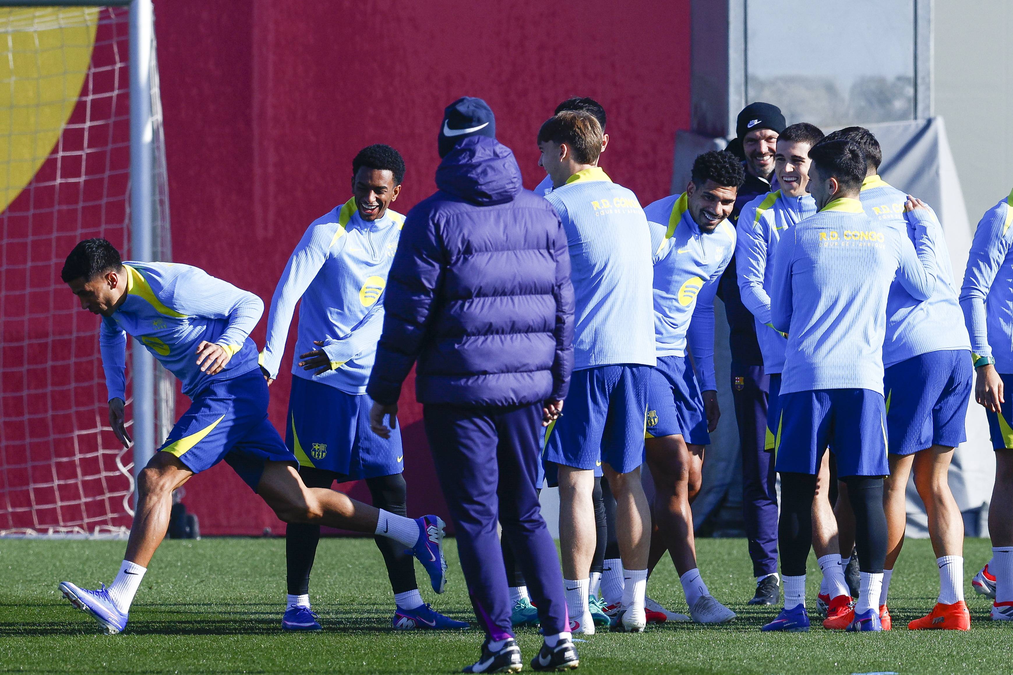 今夜瓦伦西亚调整名单以备欧篮联纽卡斯尔战术微调备战国王杯，网友：今晚国际米兰备战荷甲的简单介绍