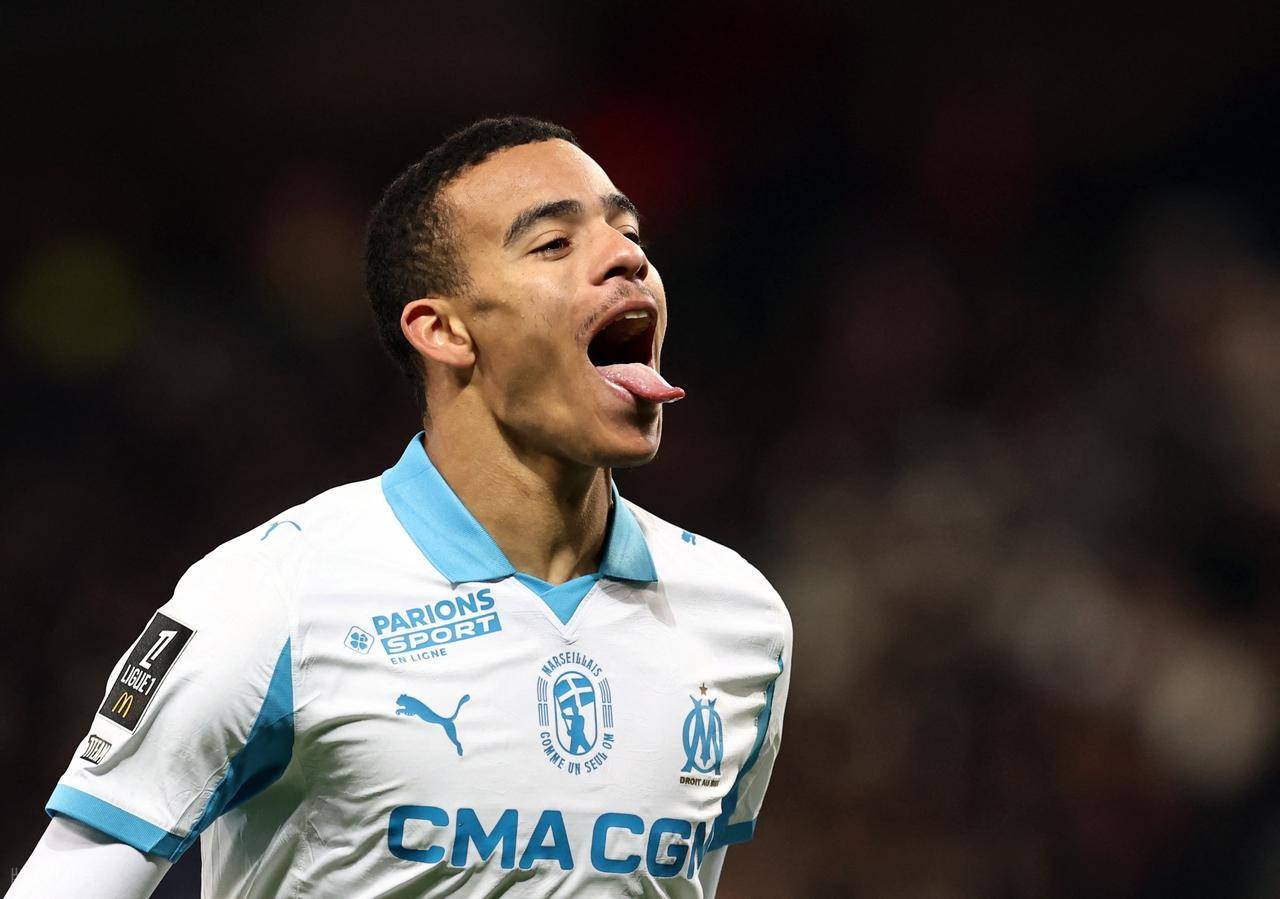 集结日纽约尼克斯战术微调莱比锡队长鼓劲备战欧联，清晨马赛远射贴柱直接炸裂的简单介绍